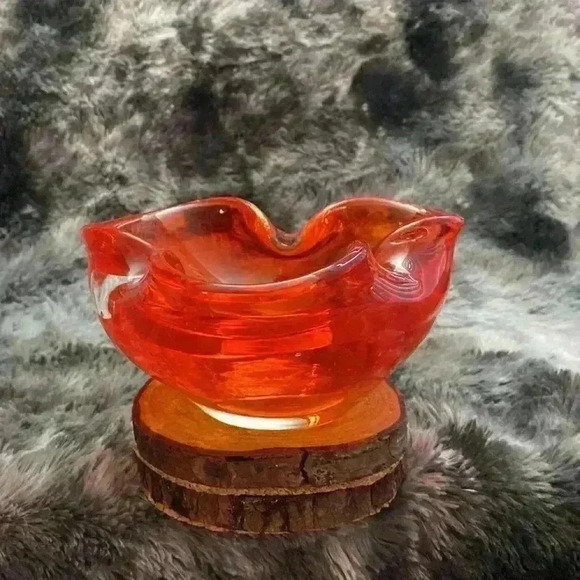 Vintage  Orange Art Glass Bowl - Picture 1 of 16